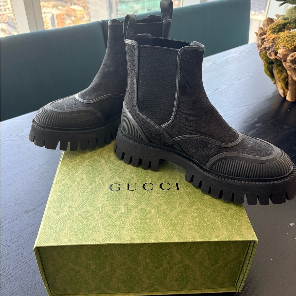 Auth Gucci Men’s Lug Sole Black Boots